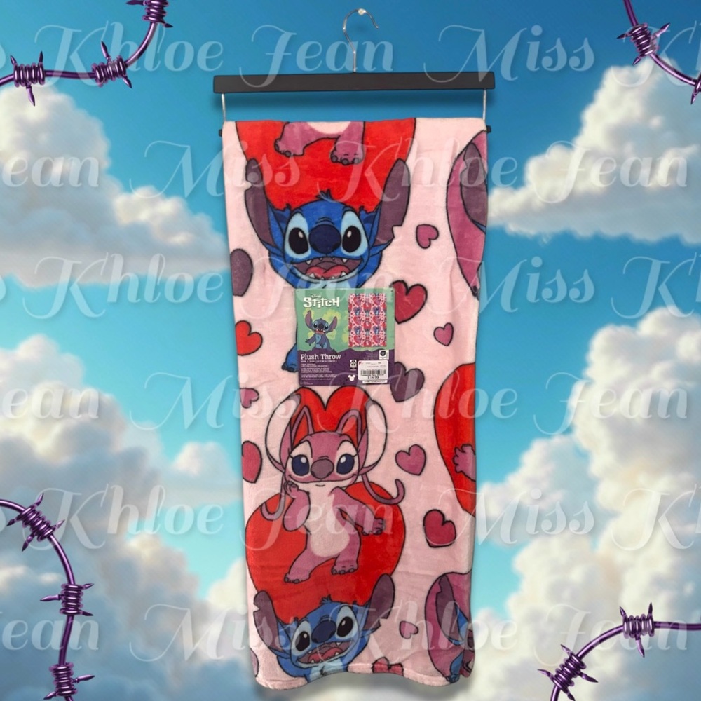 - Stitch Valentines Throw Blanket